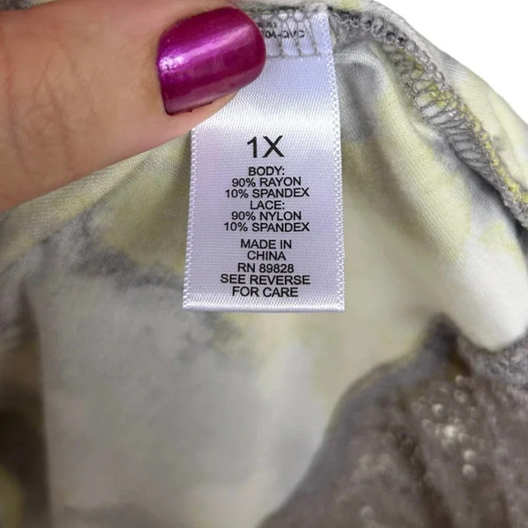 LOGO Lori Goldstein Women's Yellow & Taupe Blouse with Lace Accent Size 1X QVC - Picture 6 of 8